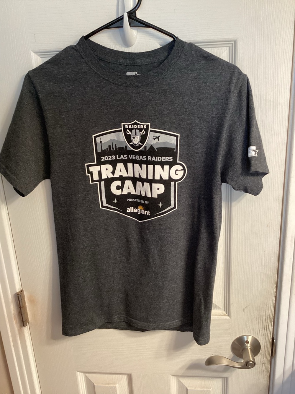 Las Vegas Raiders,Training Camp ,Color Gray/ Black,Size Small